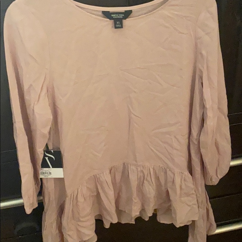 🔵Light pink Simply Vera shark bite top